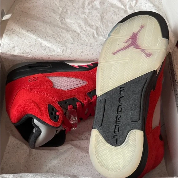 Jordan Kids Sneakers in Bold Red and Black - Picture 2 of 8